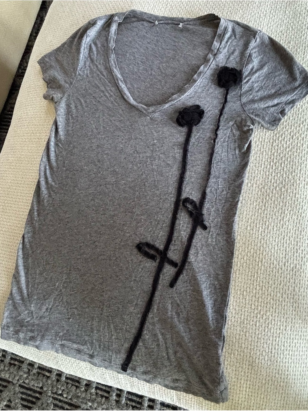 Grey V-Neck Women's Tee with Black Floral Appliqué
